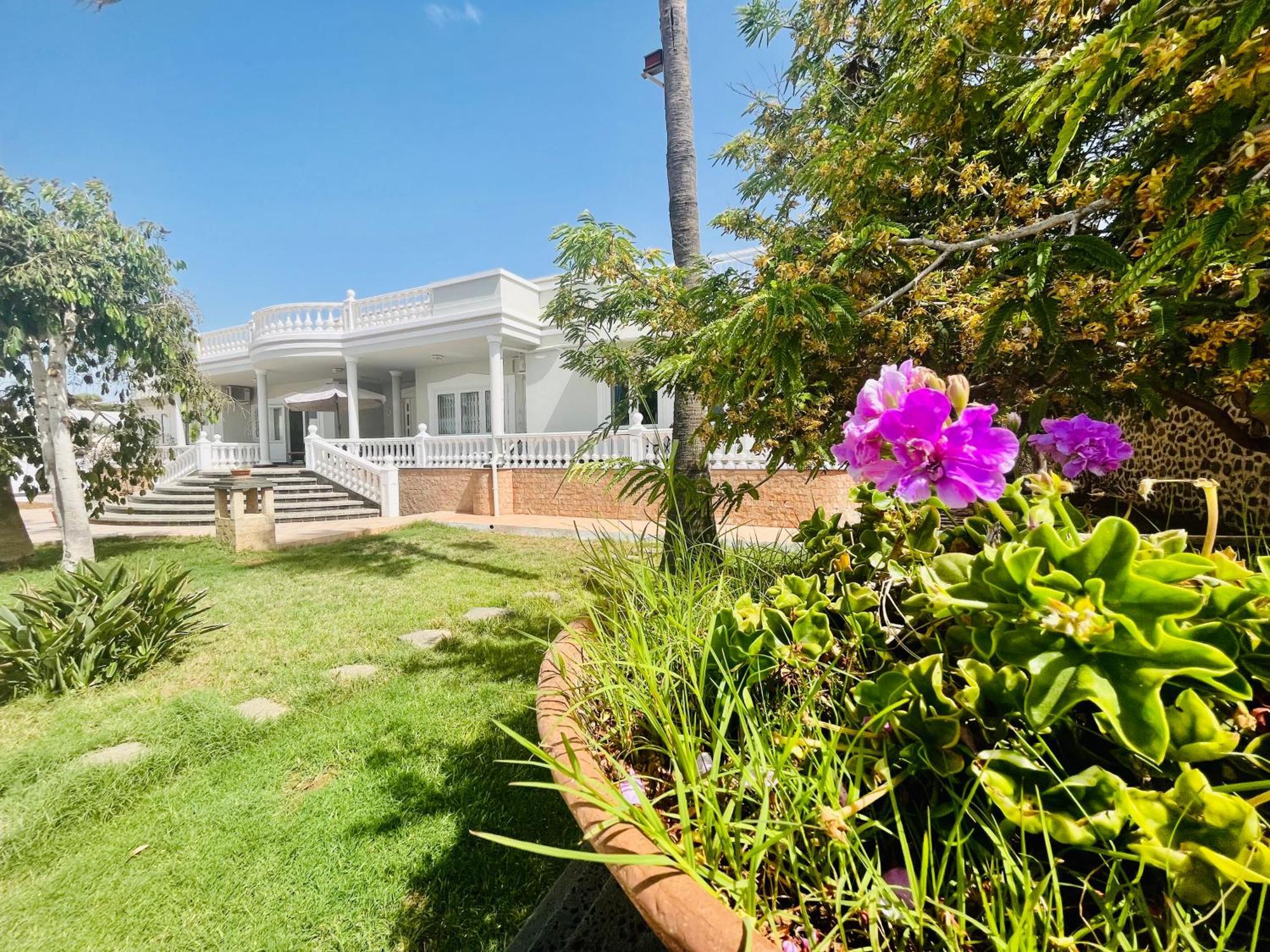 Kishni, Peaceful And Luxury Suite Villa Arrecife  Dış mekan fotoğraf