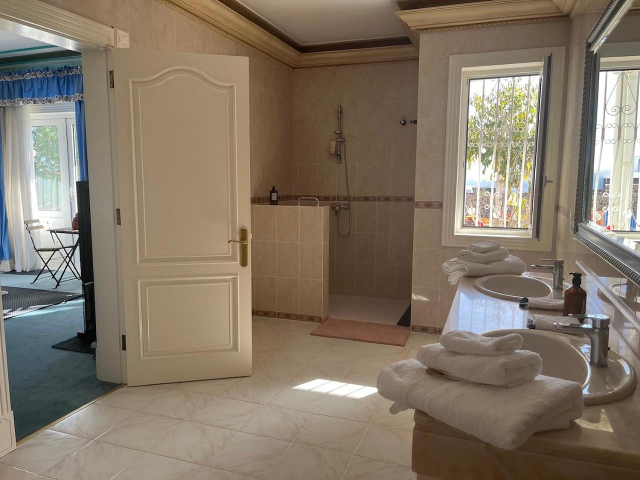 Kishni, Peaceful And Luxury Suite Villa Arrecife  Dış mekan fotoğraf